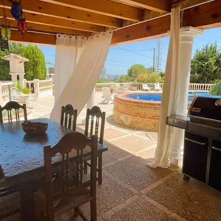 Bed & Breakfast Entre Mar Y Montana. Calpe