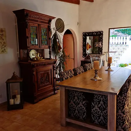 Entre Mar Y Montana. Bed & Breakfast *